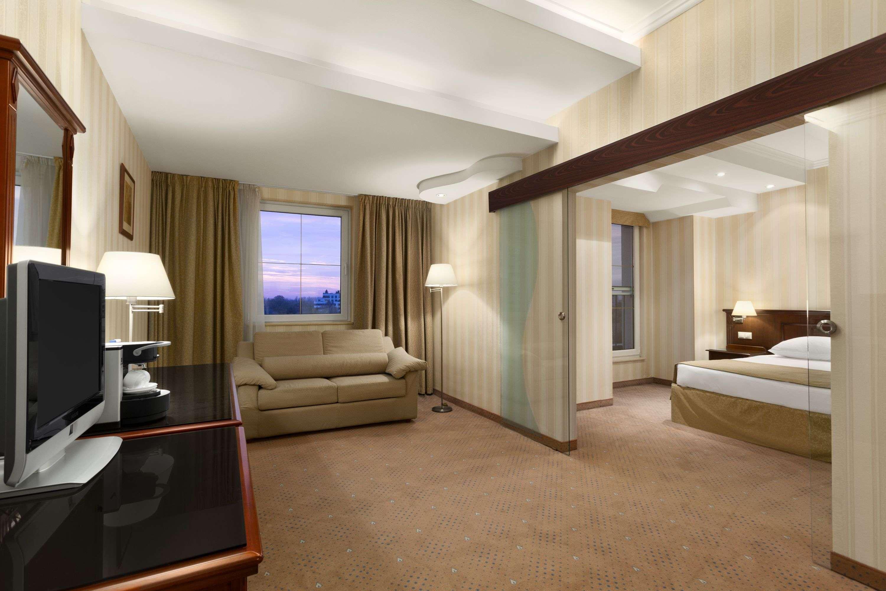 Ramada & By Wyndham North Bucureşti
