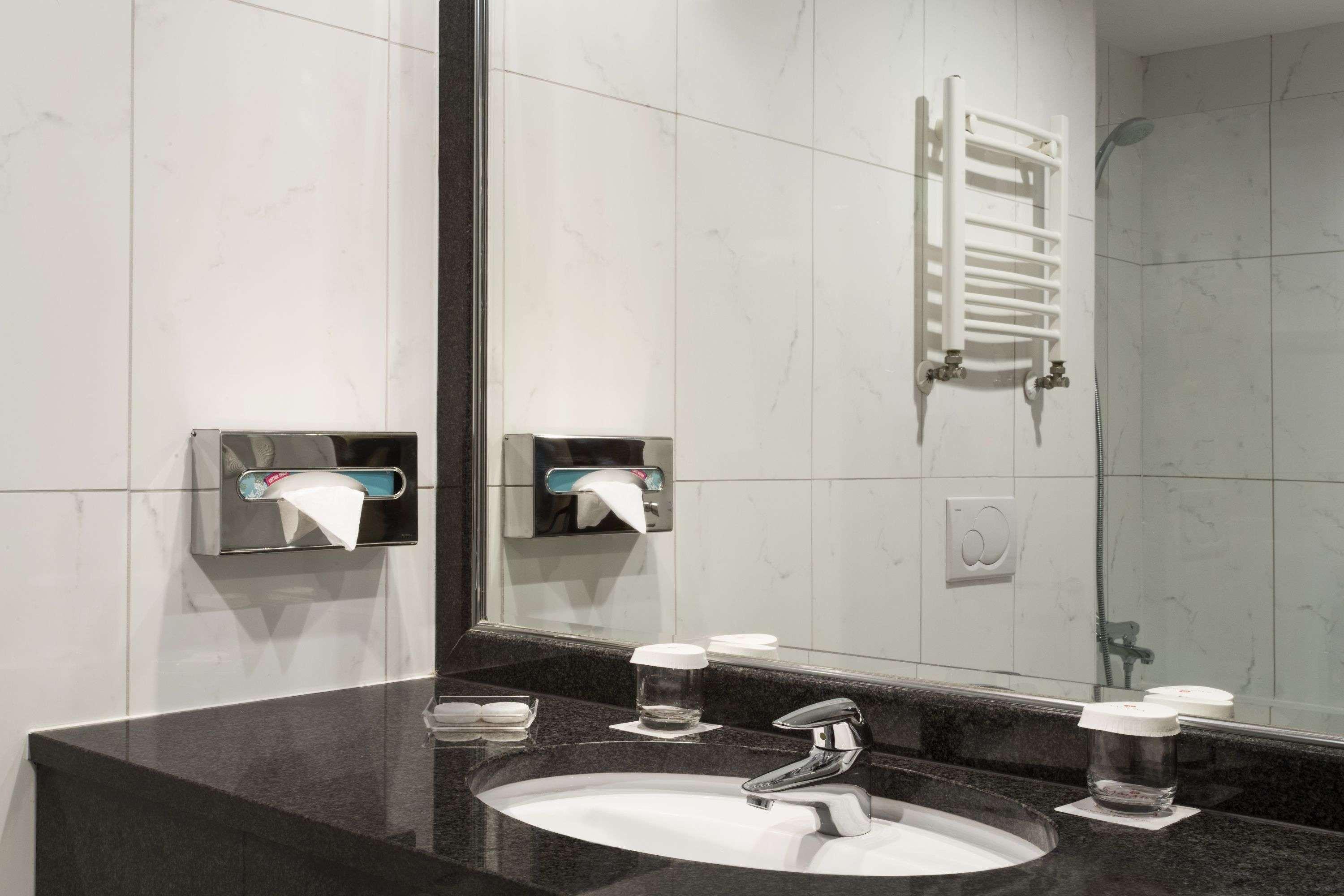 Ramada & By Wyndham North Hotel 4*