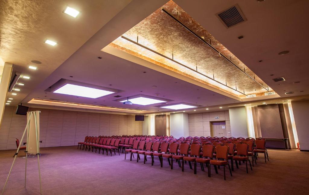 Hotel Ramada & By Wyndham North 4*